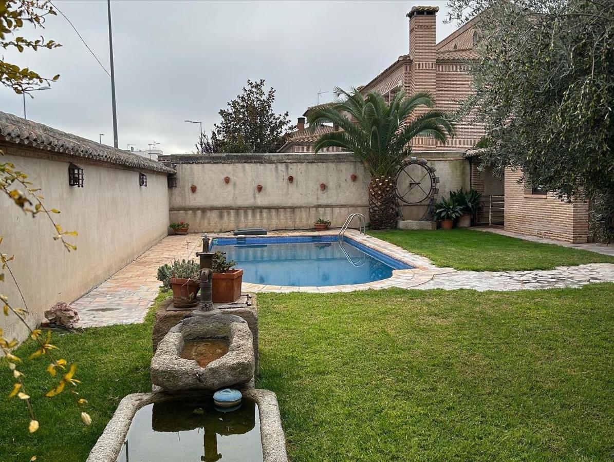 La Flor Del Granado Villa Torrijos Exterior photo