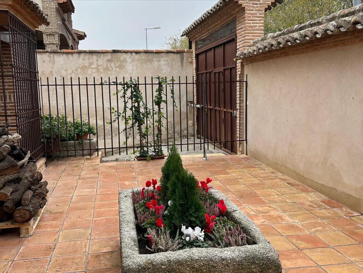La Flor Del Granado Villa Torrijos Exterior photo